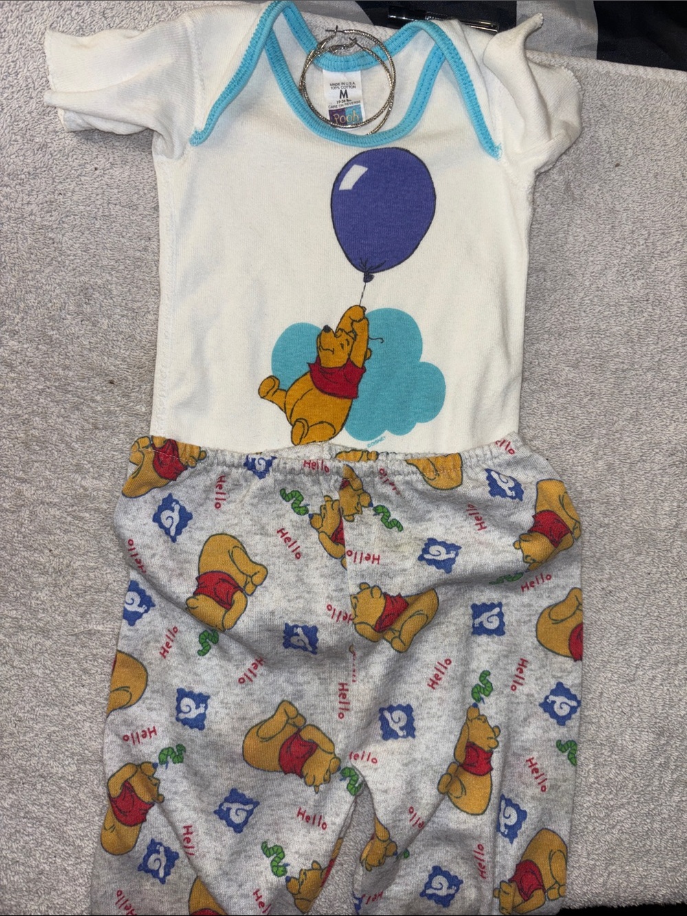 Winnie the Pooh White & Gray Baby Pajama Set with Balloon Print Vintage